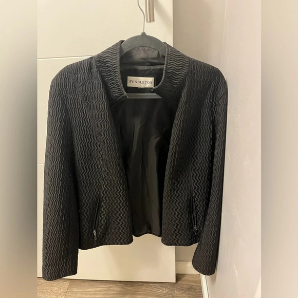 PENDLETON - BLACK JACKET  FULL ZIPPER DECORATIVE PULL  SZ. 8 - Picture 1 of 5